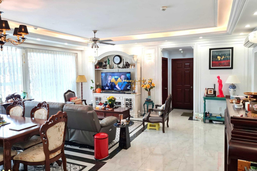 Bán căn hộ ở Phố Nguyễn Xí, Phường 26, bán ngay với giá 7.2 tỷ dt gồm 184m2-01