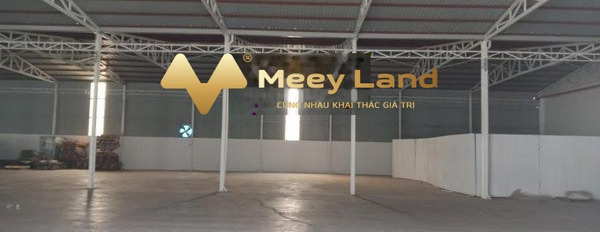 Ở Gia Lâm, Hà Nội cho thuê kho bãi 240m2, giá thuê thỏa thuận 12 triệu/tháng, nội thất hiện đại-02