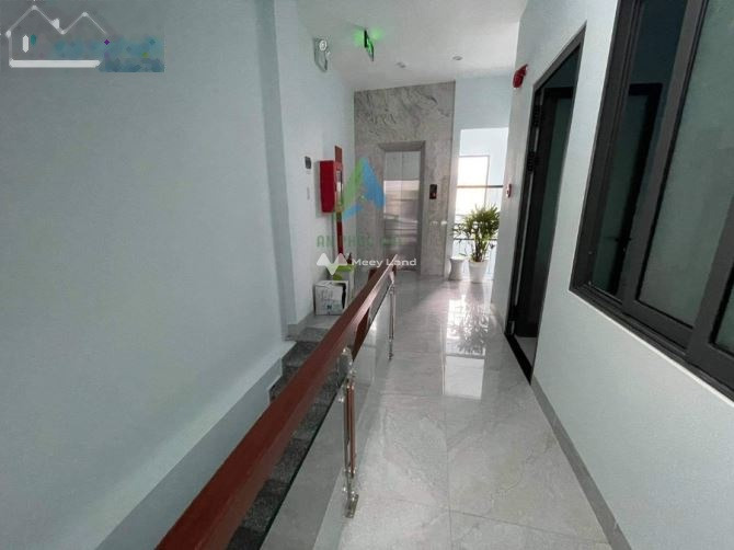 Trong nhà nhìn chung gồm 3 phòng ngủ, cho thuê nhà, giá thuê siêu khủng chỉ 60 triệu/tháng diện tích 78m2 nằm trên Võ Văn Kiệt, Đà Nẵng-01