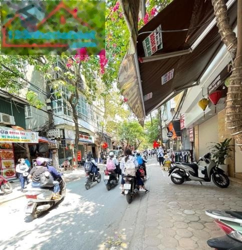 Lộ mặt tiền ngang 8 m vị trí đẹp gần Văn Quán, Hà Đông bán nhà bán ngay với giá thực tế 5.8 tỷ tổng quan nhà 3 phòng ngủ-01