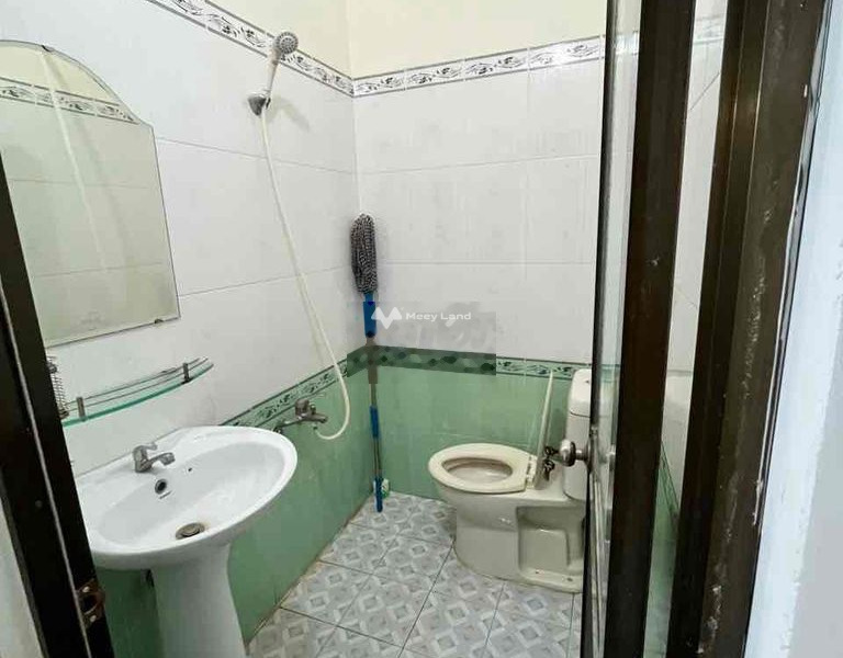 Chung cư 1 PN, cho thuê căn hộ vị trí mặt tiền tọa lạc ngay Trung Mỹ Tây, Hồ Chí Minh, căn này gồm 1 PN, 1 WC giá siêu rẻ-01