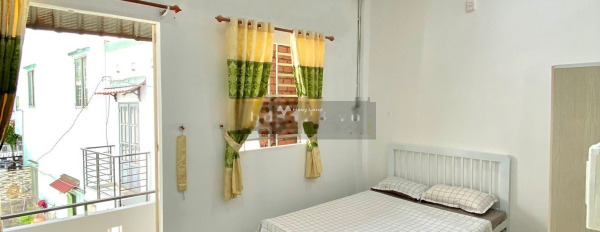 Phòng mới, giá rẻ, sẵn nội thất. Ngay mặt tiền Nguyễn Thái Sơn, Sát VINCOM -02