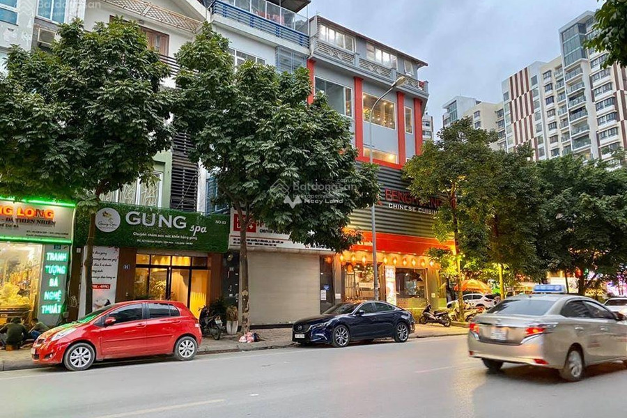 Trung Yên, bán biệt thự vị trí thuận lợi nằm tại Trung Hòa, Hà Nội có một diện tích 165m2, ngôi nhà này có tổng 4 PN-01