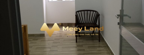 Diện tích chung quy 20 m2 cho thuê phòng trọ vị trí tiện lợi Đường Tám Danh, Quận 8 ban công view đẹp-03