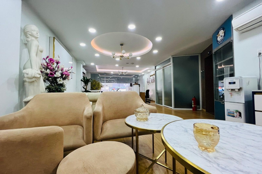 Cho thuê nhà ở diện tích tổng là 176m2 giá thuê chỉ 190 triệu/tháng vị trí đặt tọa lạc ngay trên Phạm Viết Chánh, Hồ Chí Minh-01