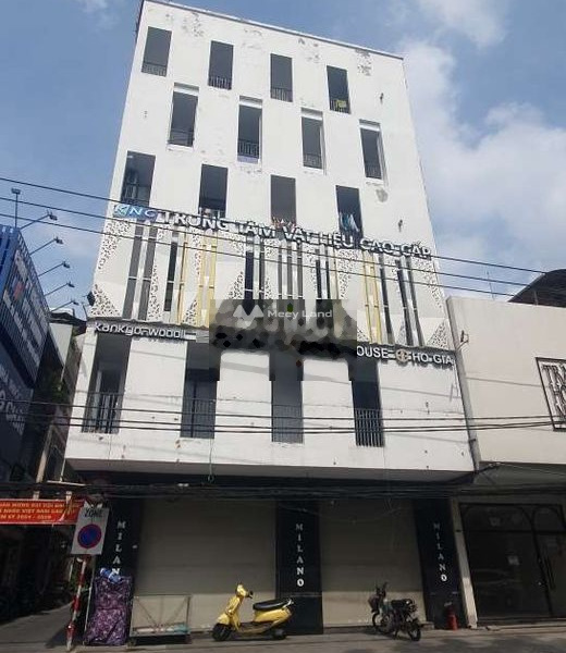 Cho thuê nhà 6 tầng đường HOÀNG DIỆU ( có thang máy ) -01