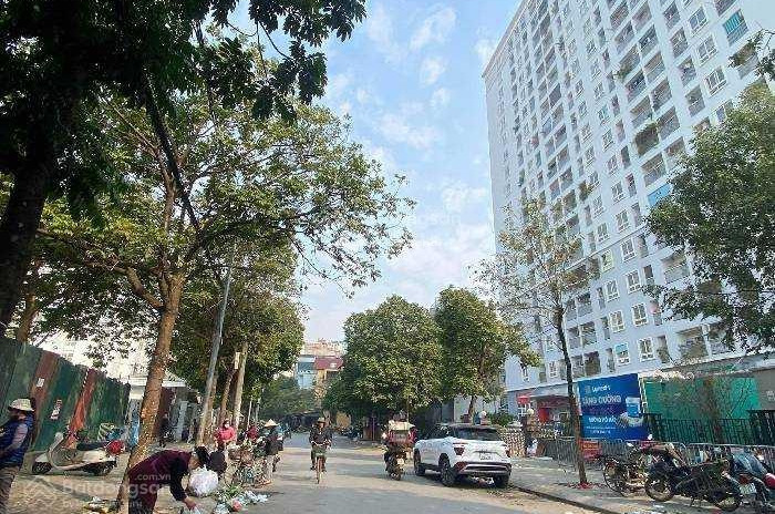 Nhà gồm 3 phòng ngủ bán nhà ở có diện tích gồm 250m2 giá bán cực tốt từ 76 tỷ vị trí mặt tiền tọa lạc ngay tại Xuân La, Hà Nội