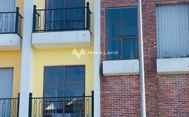 Đang cần rất nhiều tiền bán mảnh đất, 100m2 giá thỏa thuận chỉ 799 triệu vị trí đặt tọa lạc trên Hùng Vương, Quảng Nam, hướng Đông Nam giá siêu rẻ-02