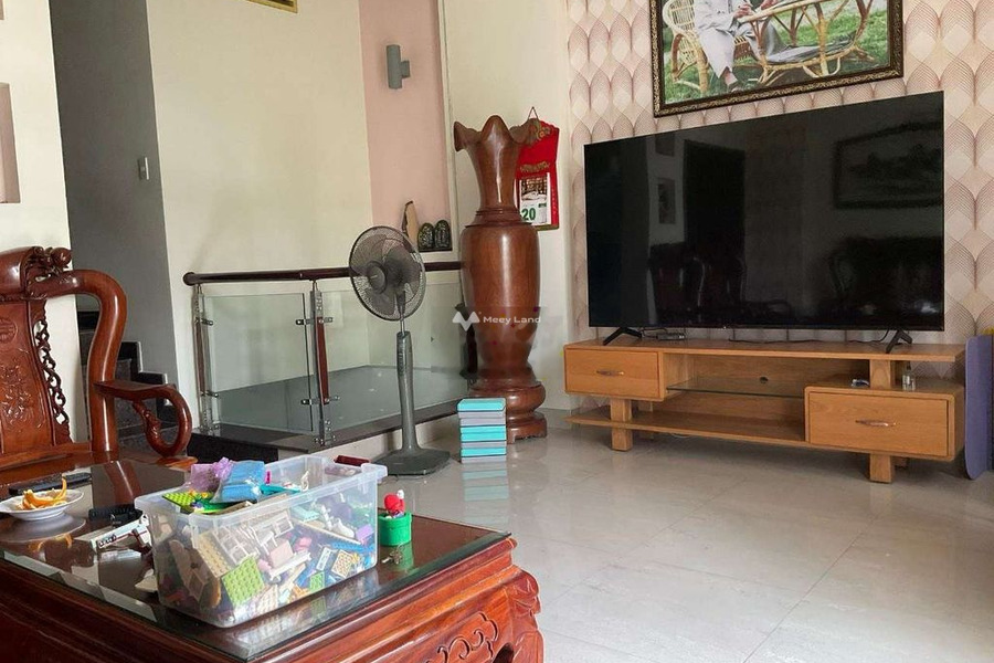 Vị trí tốt tại Lê Văn Lương, Phước Kiển cho thuê nhà thuê ngay với giá cực sốc chỉ 20 triệu/tháng, căn nhà gồm 5 PN, 3 WC-01