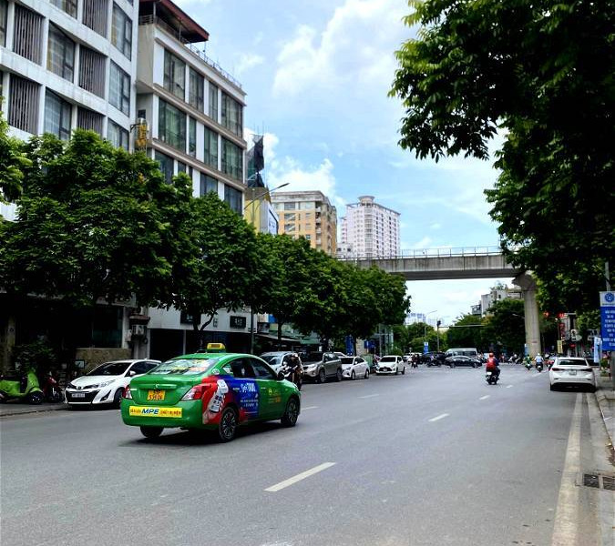 Bán nhà mặt phố Khúc Thừa Dụ quận Cầu Giấy, 104m2, mặt tiền 6m, nhỉnh 48 tỷ-01