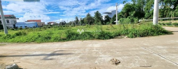 Vị trí đặt nằm trên Huế, Thừa Thiên Huế bán đất giá mua liền chỉ 2.79 tỷ có diện tích chuẩn 100m2, bề ngang lộ 11 m-03