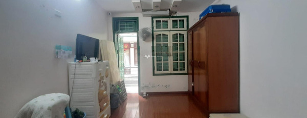 DT 46m2 bán nhà ở vị trí đẹp tọa lạc gần Nguyễn Khánh Toàn, Cầu Giấy nhìn chung gồm có 5 phòng ngủ hãy nhấc máy gọi ngay-02