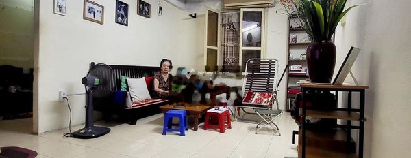 Vị trí ngay trên Thịnh Quang, Đống Đa, bán chung cư giá bán cực êm chỉ 2.97 tỷ, căn này có 4 phòng ngủ, 2 WC khu vực tiềm năng-03