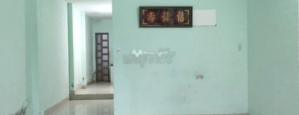Với tổng diện tích 72m2, cho thuê nhà ở vị trí đẹp tọa lạc tại Kinh Dương Vương, Đà Nẵng, trong nhà này gồm có 2 phòng ngủ, 2 WC khu vực tiềm năng-03