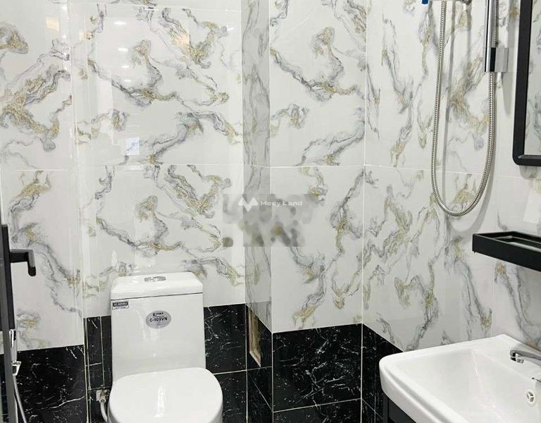 Cho thuê nhà ở có một diện tích là 60m2 giá thuê hấp dẫn 28 triệu/tháng vị trí mặt tiền ngay Phường 4, Quận 5-01