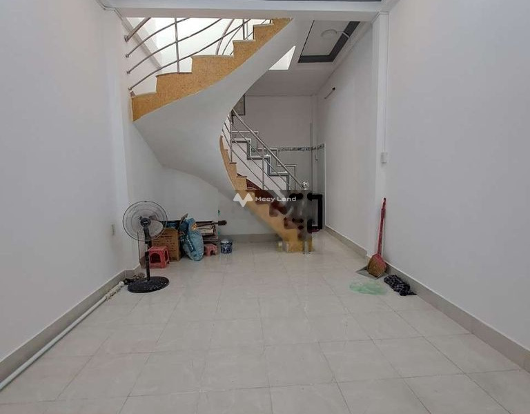 Nhà 2 PN cho thuê nhà ở với diện tích tiêu chuẩn 32m2 giá thuê phải chăng từ 7 triệu/tháng nằm tại Tân Bình, Hồ Chí Minh, hướng Tây Bắc-01