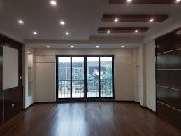 Nhà có 6 phòng ngủ, cho thuê nhà, giá thuê siêu mềm từ 30 triệu/tháng diện tích là 60m2 vị trí mặt tiền ngay ở Dương Đình Nghệ, Yên Hòa-01