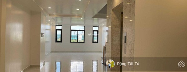 Sắp sửa mua nhà cho thuê nhà tổng diện tích là 100m2 thuê ngay với giá tốt nhất 40 triệu/tháng vị trí nằm trên Quận 2, Hồ Chí Minh thuận tiện đi lại-02