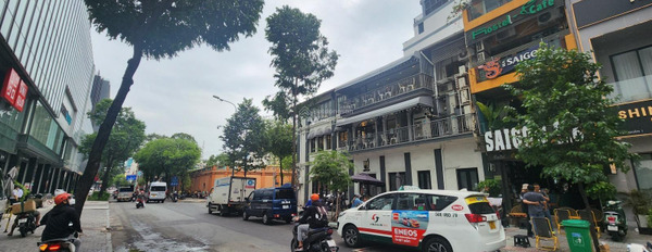 Cho thuê nhà vị trí đặt nằm ngay Bến Nghé, Hồ Chí Minh, thuê ngay với giá rẻ 188 triệu/tháng có một diện tích 72m2-03