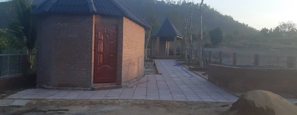Cần bán đất đang xây khách sạn resort mini ở Hàm Tân, Bình Thuận, giá 1.8 tỷ-03