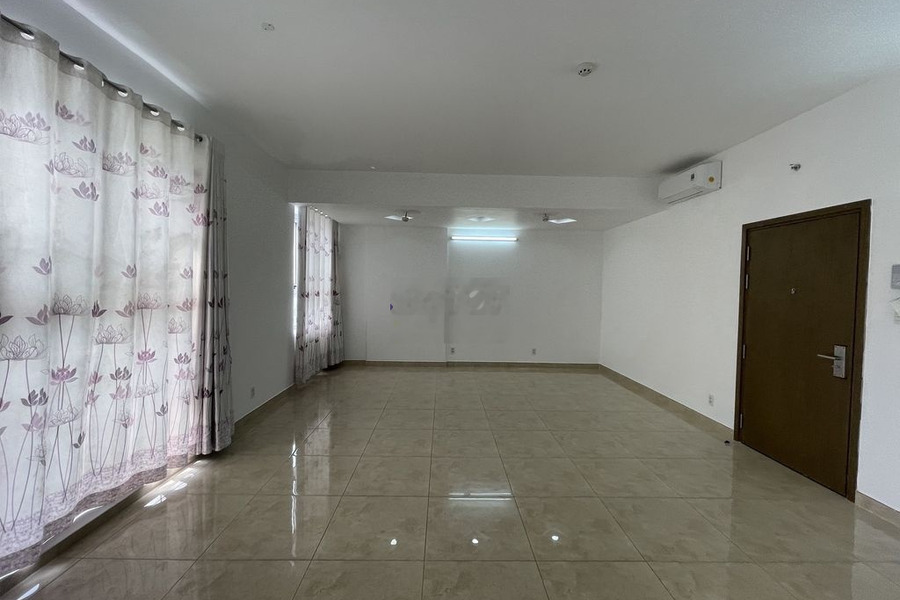 Cho thuê căn hộ Officetel Luxcity số 528 Huỳnh Tấn Phát Quận 7 -01
