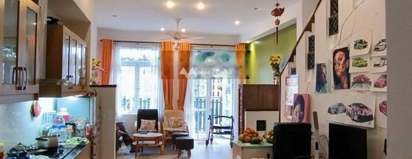 Nhà nhìn chung gồm 4 PN bán nhà bán ngay với giá siêu rẻ chỉ 11.5 tỷ có diện tích gồm 86m2 vị trí ngay tại Nguyễn Thị Nghĩa, Đà Lạt-03