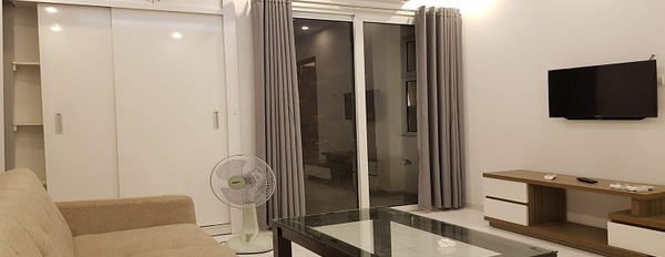Cho thuê căn hộ dịch vụ tại Đội Cấn, Ba Đình, 50m2, 1 phòng ngủ, đầy đủ nội thất mới hiện đại-03