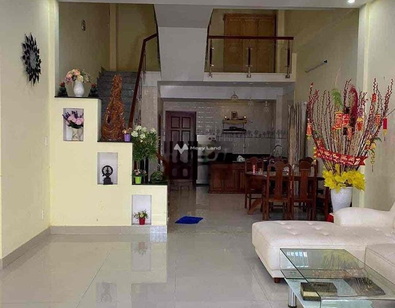 Cần cho thuê nhà ở vị trí trung tâm Sơn Trà, Đà Nẵng, thuê ngay với giá khoảng 12 triệu/tháng diện tích chung là 80m2 phong thủy tốt-01