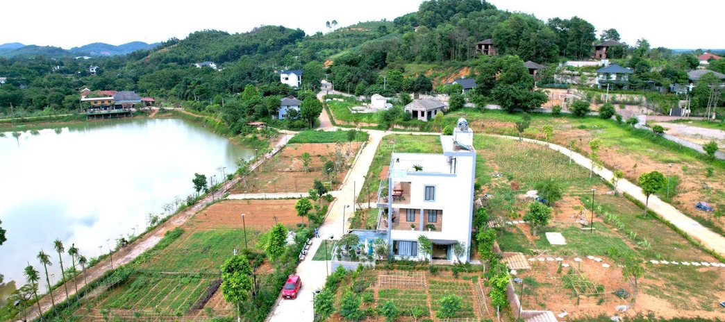 Bận kinh doanh cần bán mảnh đất, 245m2 giá mua liền tay 2.08 tỷ vị trí đẹp tọa lạc ngay Yên Bài, Ba Vì giá cực mềm