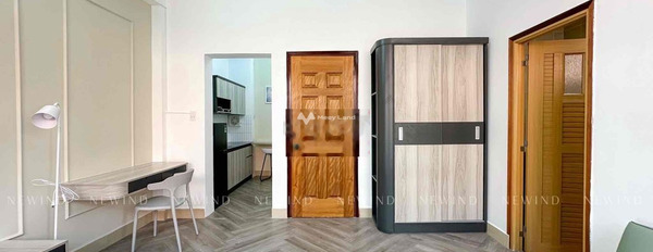 Cho thuê chung cư tọa lạc ngay ở Quận 1, Hồ Chí Minh, trong căn này gồm 1 PN, 1 WC khu vực tiềm năng-03