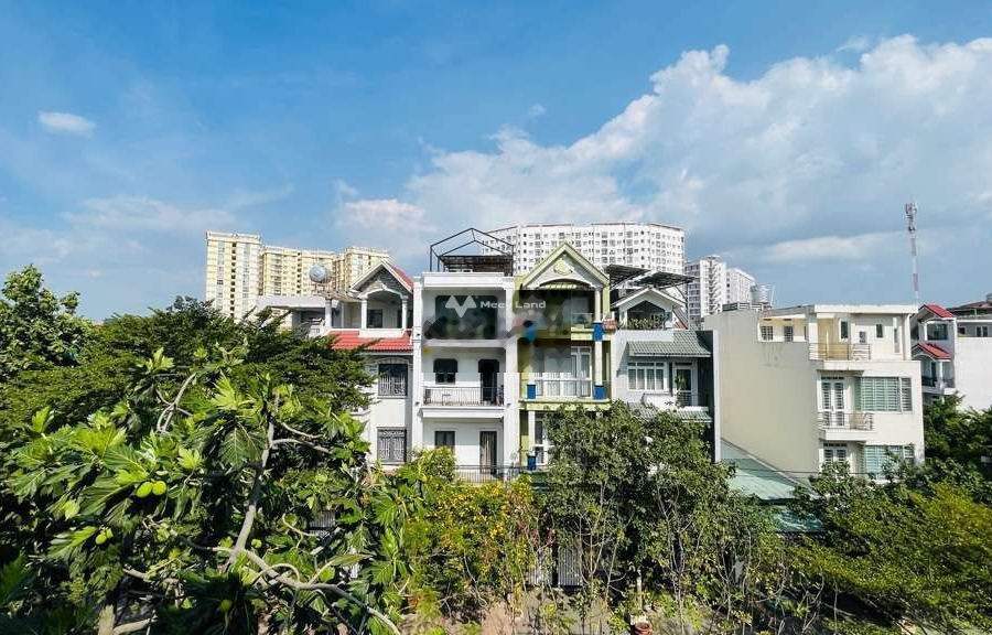 Nhà gồm 4 PN bán nhà ở diện tích rộng 100m2 giá bán đề xuất 15 tỷ vị trí tiện lợi ngay tại Bình Trưng Đông, Hồ Chí Minh, hướng Đông-01