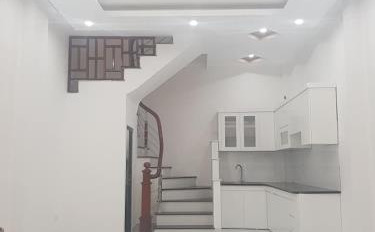 Bán nhà có dt chung là 18 m2 tọa lạc gần Phan Trọng Tuệ, Thanh Trì giá bán thực tế chỉ 800 triệu ngôi nhà có tất cả 2 PN chiều ngang đường 3 m-02