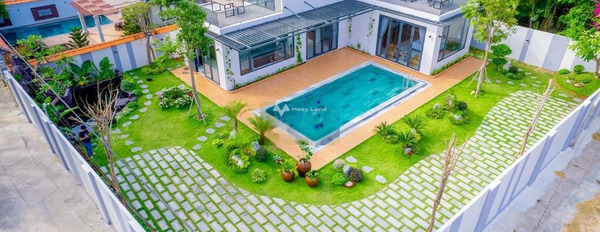Bán nhà tọa lạc tại Phan Thiết, Bình Thuận bán ngay với giá cực tốt 21.8 tỷ diện tích gồm 600m2 hướng Đông tổng quan căn nhà này gồm 2 phòng ngủ-02