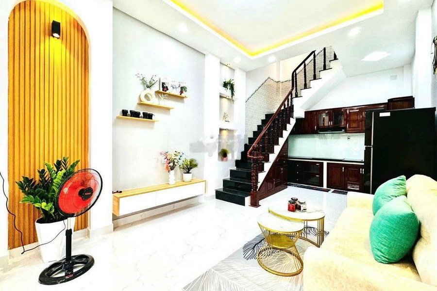 Nhà có 2 phòng ngủ bán nhà bán ngay với giá chốt nhanh 4.35 tỷ có diện tích gồm 24m2 mặt tiền tọa lạc ngay trên Nguyên Hồng, Hồ Chí Minh-01