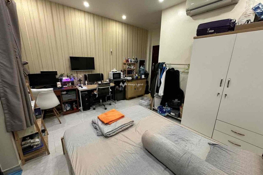 Nội thất cao cấp, cho thuê căn hộ có diện tích tổng là 35m2 vị trí đặt tại trung tâm Huỳnh Tịnh Của, Quận 3 thuê ngay với giá rẻ 6.2 triệu/tháng-01