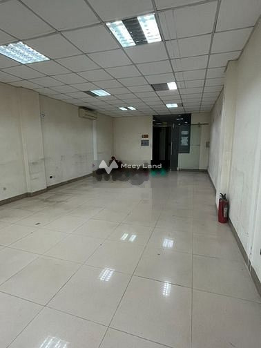 Cho thuê văn phòng giá rẻ tại Vạn Phúc, sàn 80 m2/tầng, thông sàn -01