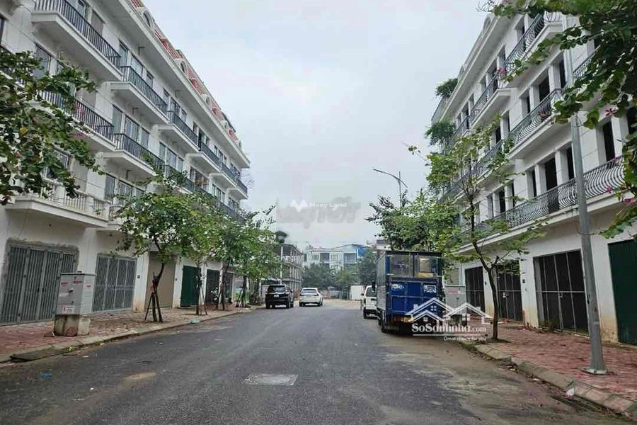 Tổng quan ngôi nhà này gồm 4 PN bán nhà bán ngay với giá ngạc nhiên 12.5 tỷ có diện tích 300m2 vị trí nằm ở Phú Lương, Hà Nội-01