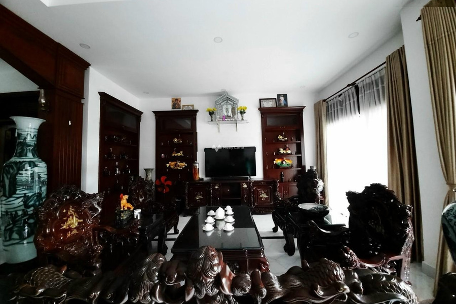 Ở tại Nguyễn Thành Ý, Đa Kao, bán nhà, bán ngay với giá khuyến mãi chỉ 155 tỷ diện tích khoảng 239m2, trong nhà này có 5 phòng ngủ ở lâu dài-01