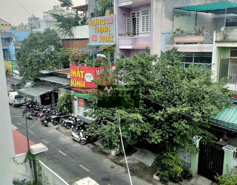 Căn nhà bao gồm 4 PN, cho thuê nhà, thuê ngay với giá cực sốc 16 triệu/tháng có diện tích khoảng 125m2 mặt tiền nằm ngay ở Tân Phú, Hồ Chí Minh-01