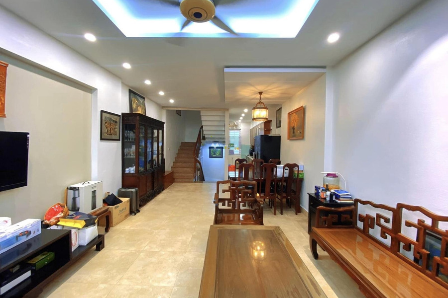 Giá bán 25.5 tỷ bán nhà diện tích 52m2 tọa lạc trên Đỗ Quang, Hà Nội tổng quan ở trong nhà gồm 4 phòng ngủ liên hệ chính chủ-01