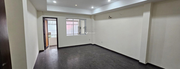 Cho thuê nhà ở có một diện tích là 96m2 thuê ngay với giá siêu khủng 38 triệu/tháng vị trí thuận lợi tọa lạc gần Phạm Ngọc Thạch, Hồ Chí Minh-03