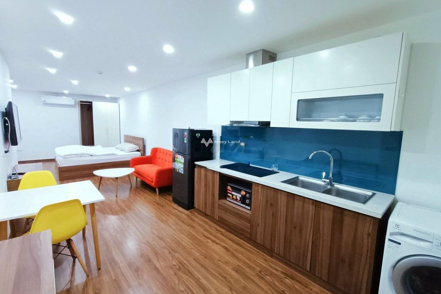 Cho thuê căn hộ diện tích sàn là 40m2 vị trí đặt ở tại Ngọc Khánh, Ba Đình giá thuê cực êm chỉ 8 triệu/tháng-01
