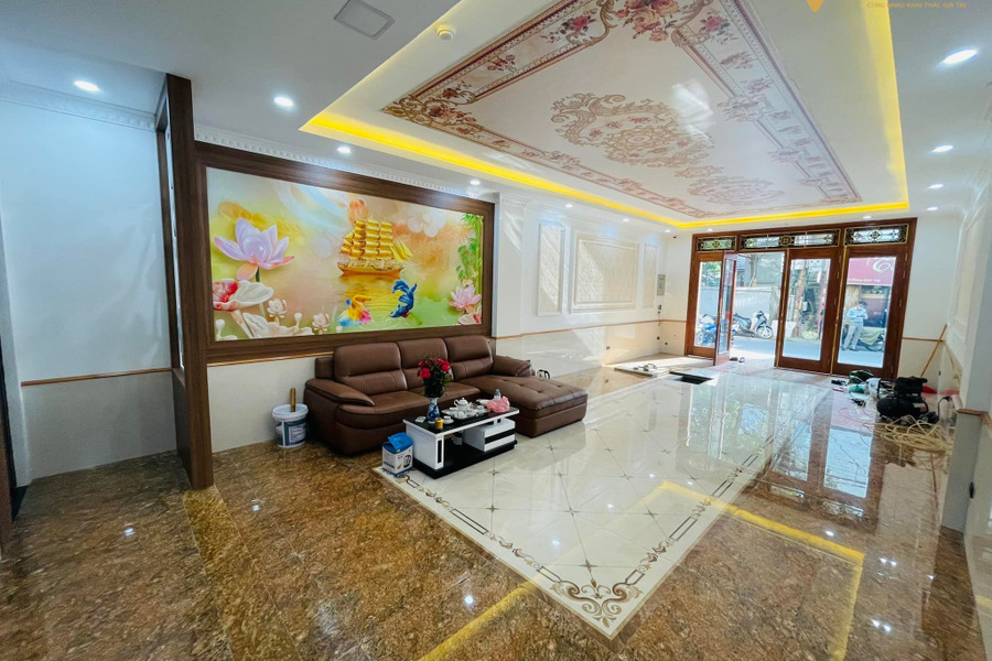 Bán nhà phố Hoàng Quốc Việt 82m2 x 7 tầng, vỉa hè ô tô tránh, thang máy, full nội thất cao cấp, kinh doanh-01
