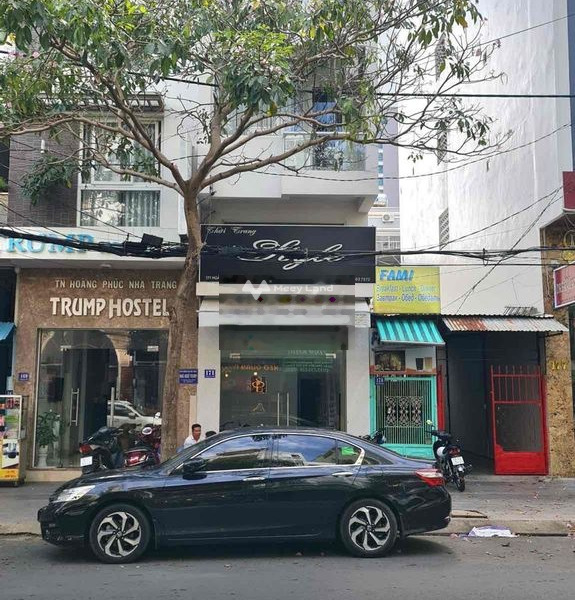Nhà gồm 5 phòng ngủ bán nhà ở có diện tích gồm 66m2 bán ngay với giá thực tế từ 12.5 tỷ nằm ở Lộc Thọ, Khánh Hòa, hướng Tây-01