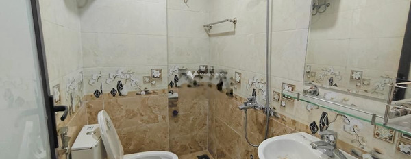 Có diện tích rộng 45m2 bán nhà trong Long Biên, Hà Nội tổng quan bên trong nhà có 4 phòng ngủ 4 WC hỗ trợ mọi thủ tục miễn phí, giá mùa dịch.-03