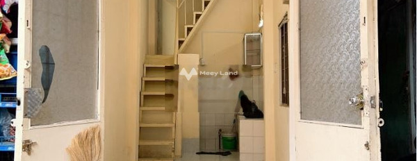 Vị trí ngay tại Phường 11, Hồ Chí Minh cho thuê nhà thuê ngay với giá tốt nhất 5.2 triệu/tháng, trong nhà nhìn chung có 1 phòng ngủ, 1 WC-03