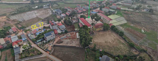Chung vốn mua đất bán nhà diện tích rộng 159m2 vị trí hấp dẫn Kha Sơn, Thái Nguyên tổng quan căn này thì gồm 2 PN 2 WC còn chần chờ gì nữa-02