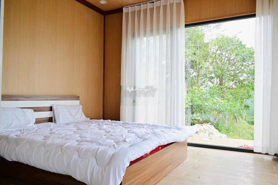 Giá bán 990 triệu bán nhà diện tích 125m2 tọa lạc ngay tại Bảo Lâm, Lâm Đồng hướng Tây Bắc trong nhà bao gồm 1 phòng ngủ, 1 WC cảm ơn bạn đã đọc tin.-01