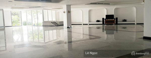 Vị trí đặt ở tại Tây Hồ, Hà Nội cho thuê sàn văn phòng diện tích cụ thể 276m2 nội thất tinh xảo Đầy đủ-03