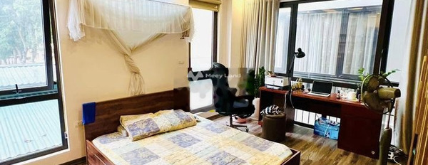 Nhà gồm 5 phòng ngủ bán nhà ở có diện tích chính 52m2 bán ngay với giá khởi đầu chỉ 9.5 tỷ vị trí đẹp tọa lạc ngay tại Hoàng Văn Thái, Hà Nội-03
